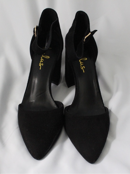 Lulus Shoes - Lulus Black Pointed Toe Ankle Strap Block Heels